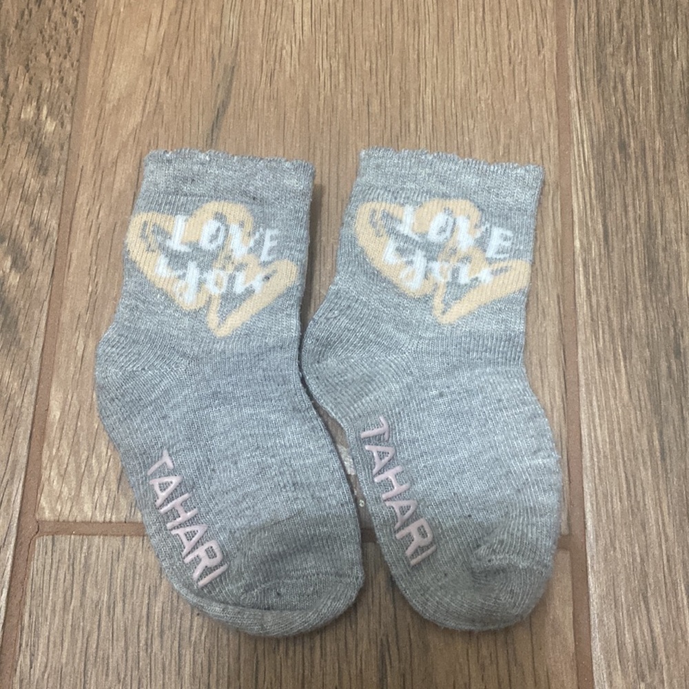 🧡 baby’s socks - Picture 2 of 2